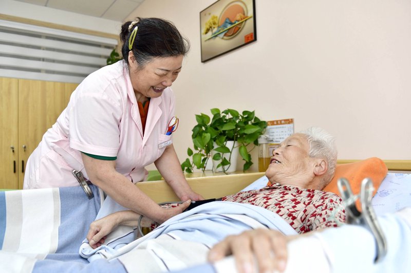二道区养老院：温暖的家 亲切的关怀